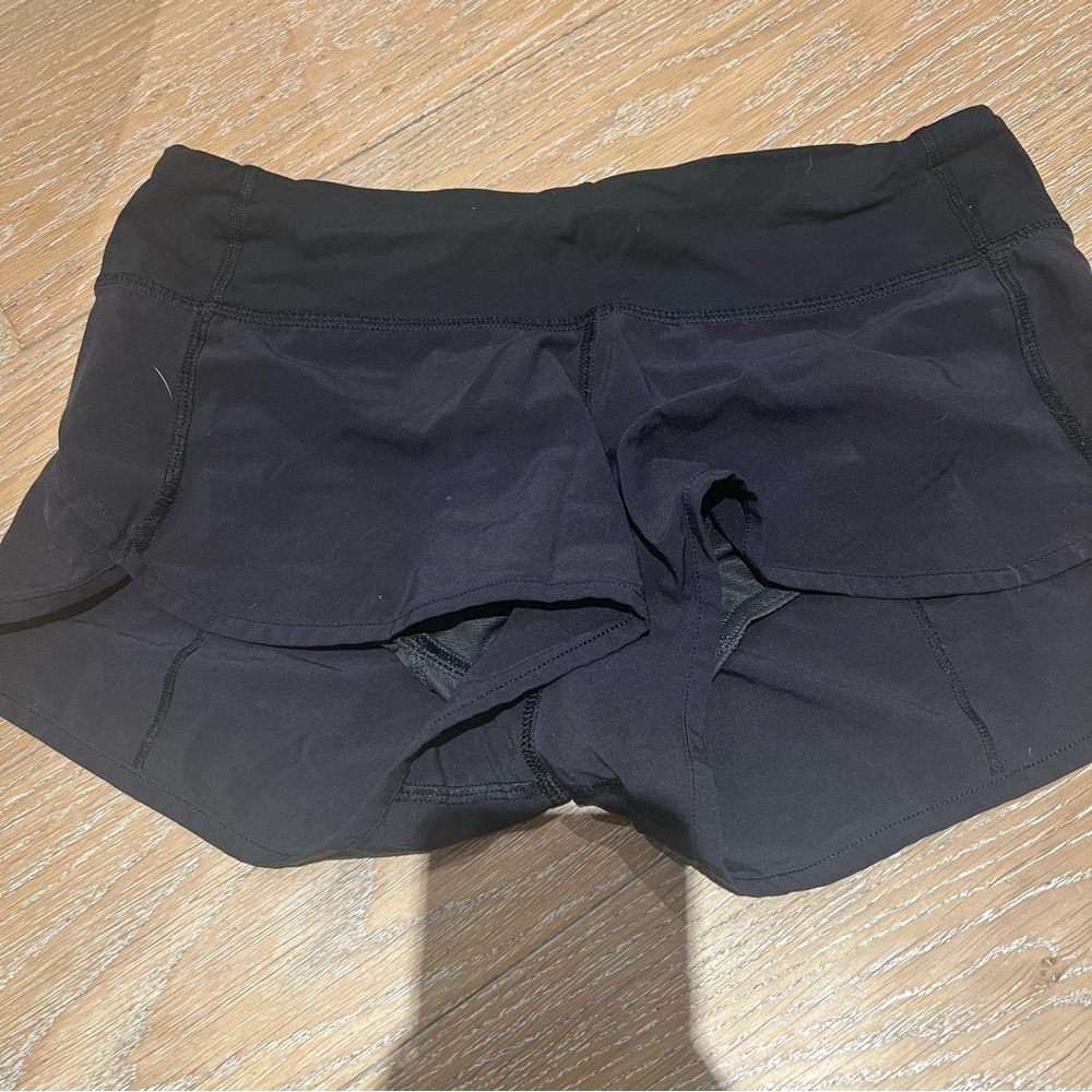 Lululemon speed up low lined short